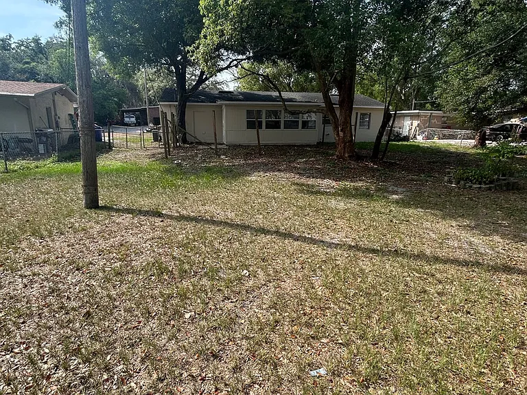 236 Hillside Dr — Photo 11