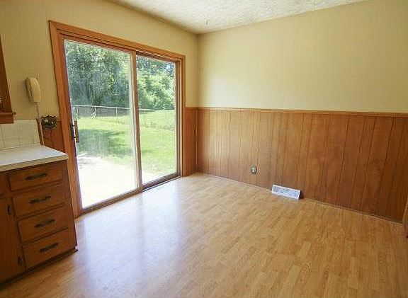 3rd image of 3616 S Randall Dr