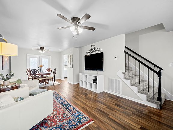 4th image of 3433 Oak Lawn Dr