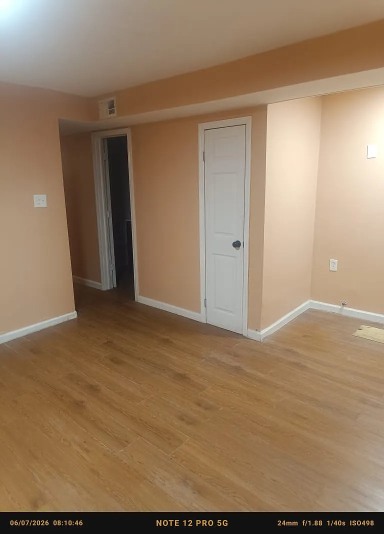 Studio, 700 sqft, $2,000 — Photo 4