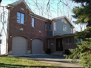 1st image of 22W089 Woodview Dr