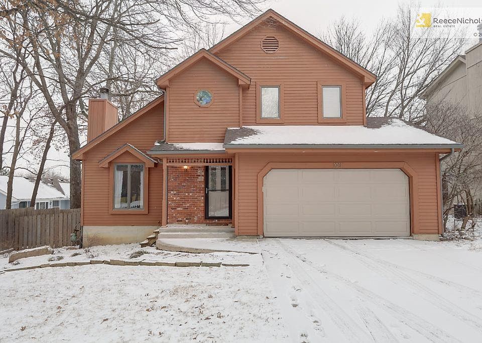 Beautiful & Unique 2 Story in Highland View Park