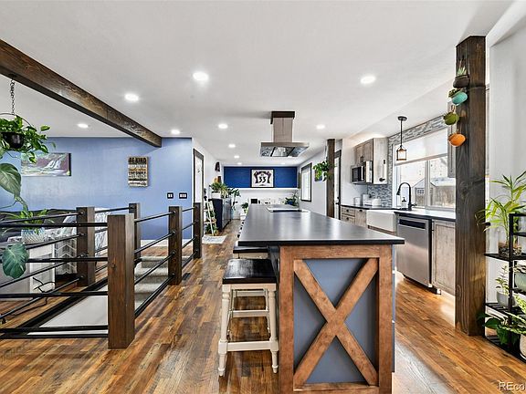 3rd image of 10289 W Saratoga Place