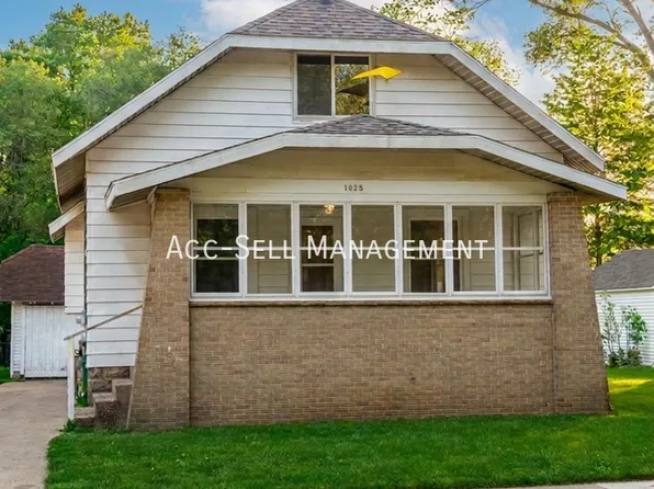 1625 Belden Ave SW #2, Wyoming, MI 49509