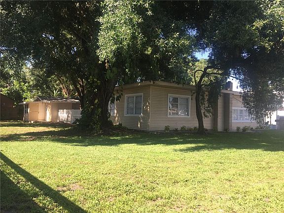 4th image of 858 Jakl Ave