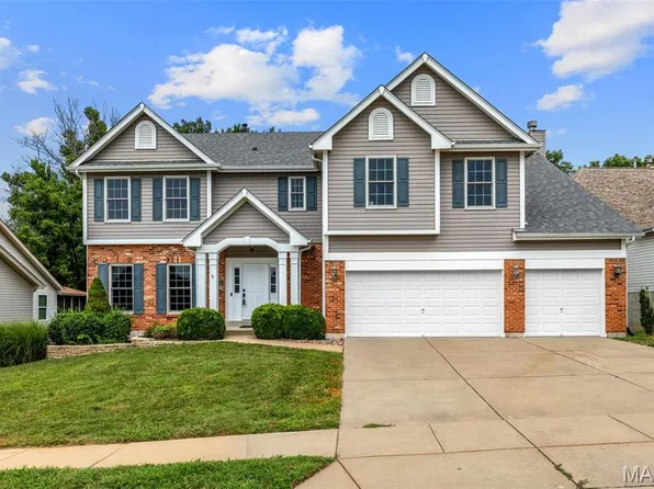 4185 Stonecroft Dr, Saint Charles, MO 63304