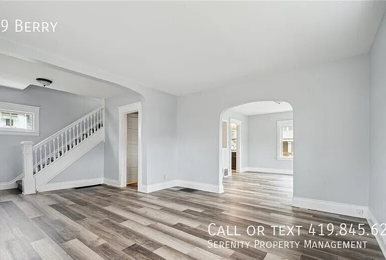 969 Berry St — Photo 5