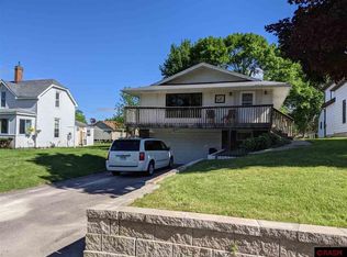 610 W 1st St, Janesville, MN 56048