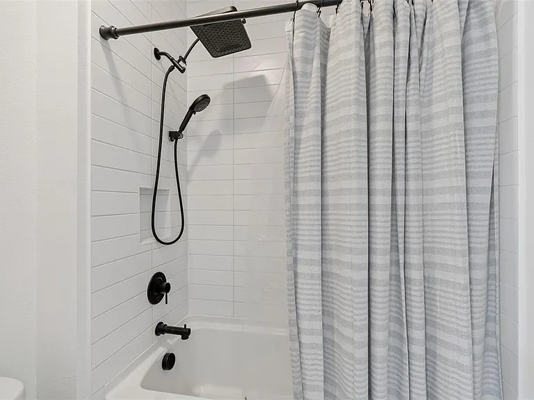 2021 Amelia Bay Pl — Photo 35