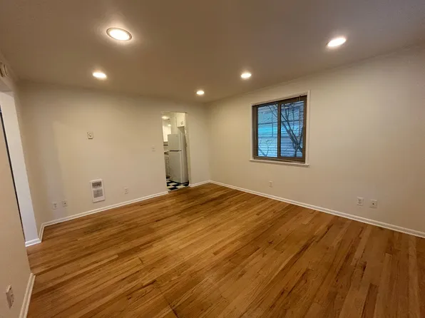 8353 16th Ave NW #8357-1603-1607, Seattle, WA 98117