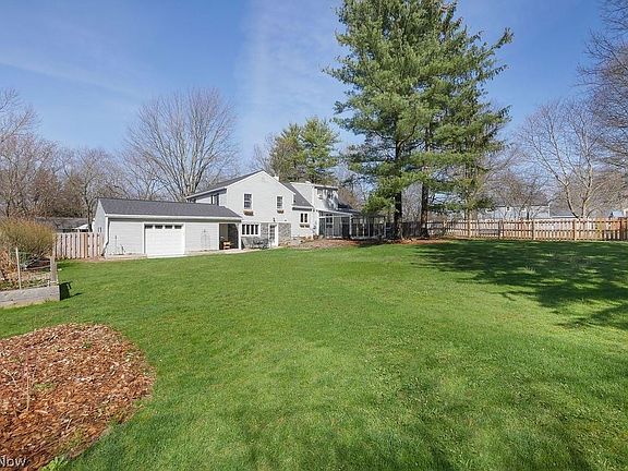 4th image of 45 Hamden Dr