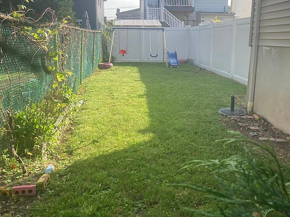 side yard