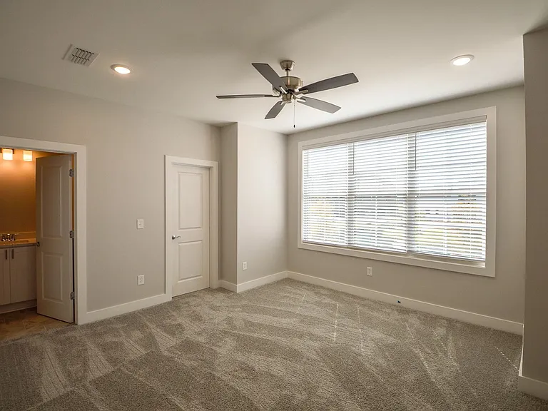 30 Lynn Ln #1002 — Photo 13