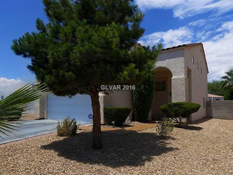 2nd image of 2340 Ozark Way