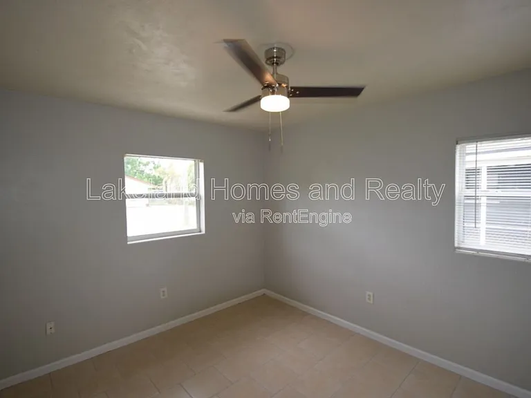 1213 W Patterson St — Photo 13