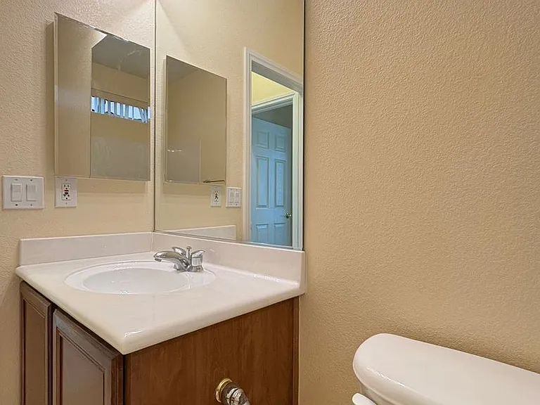 564 Tecate Valley St — Photo 20