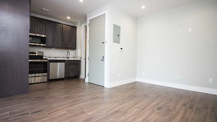 Rented by Nooklyn NYC LLC | media 14