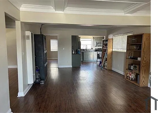 3 bed, 1200 sqft, $4,000 — Photo 3