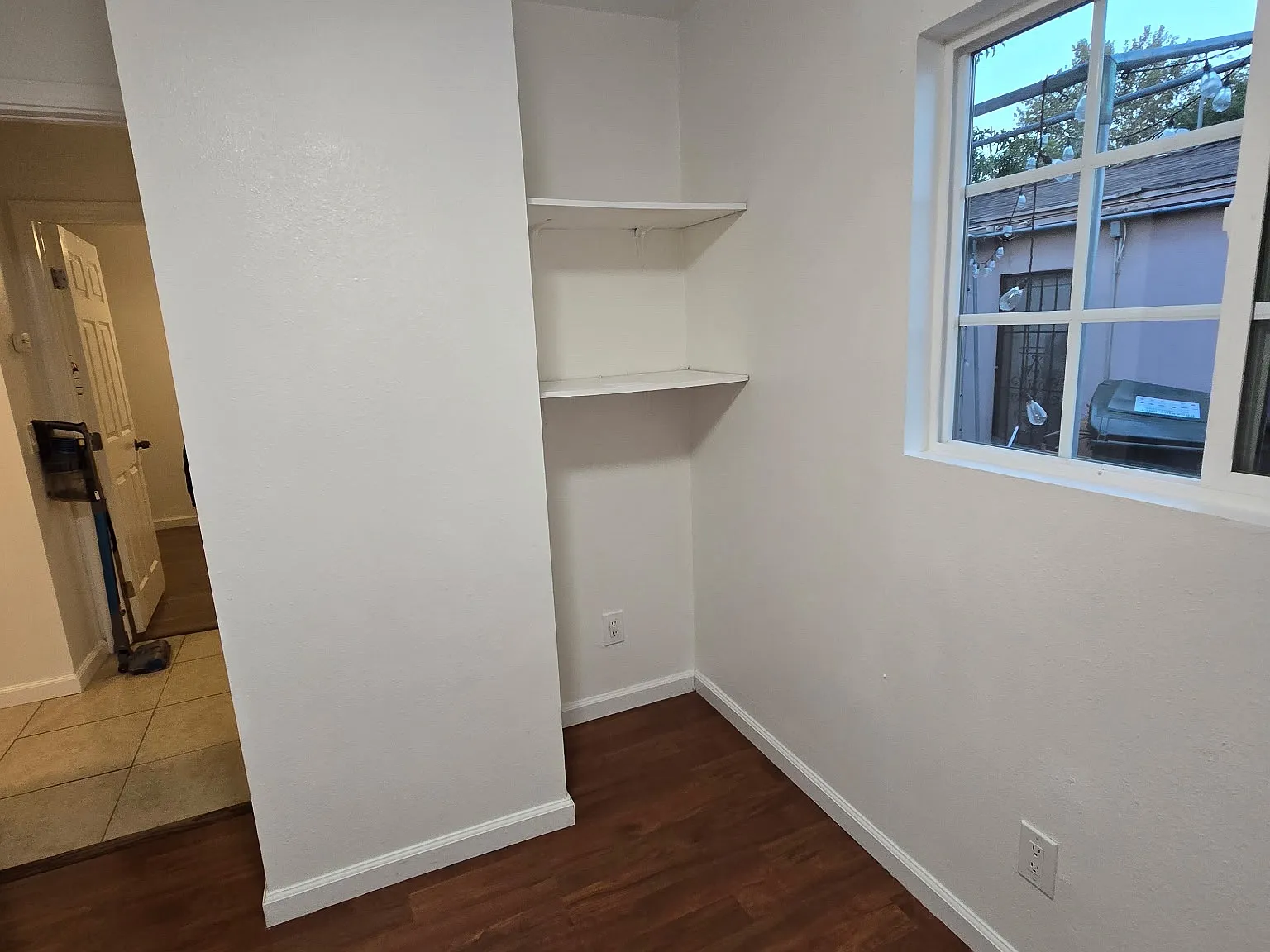2 bed, 630 sqft, $1,200 — Photo 2