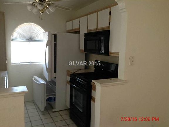 4th image of 6808 Elm Creek Dr Unit 101