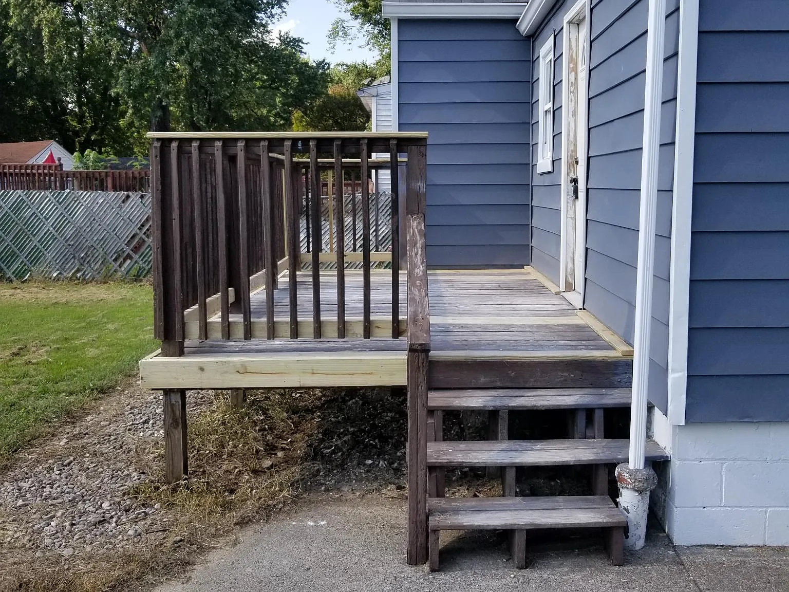 3 bed, 1.5 bath, 1322 sqft, $1,650 — Photo 4