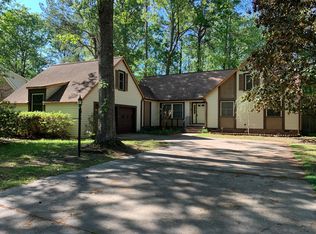 215 Sweetbriar Rd, Summerville, SC 29485