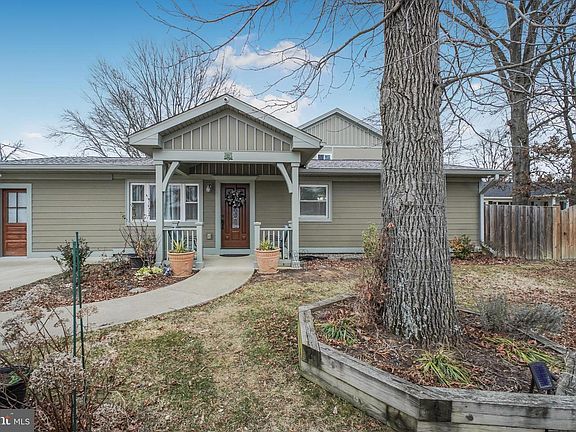 3rd image of 8227 Frye Rd