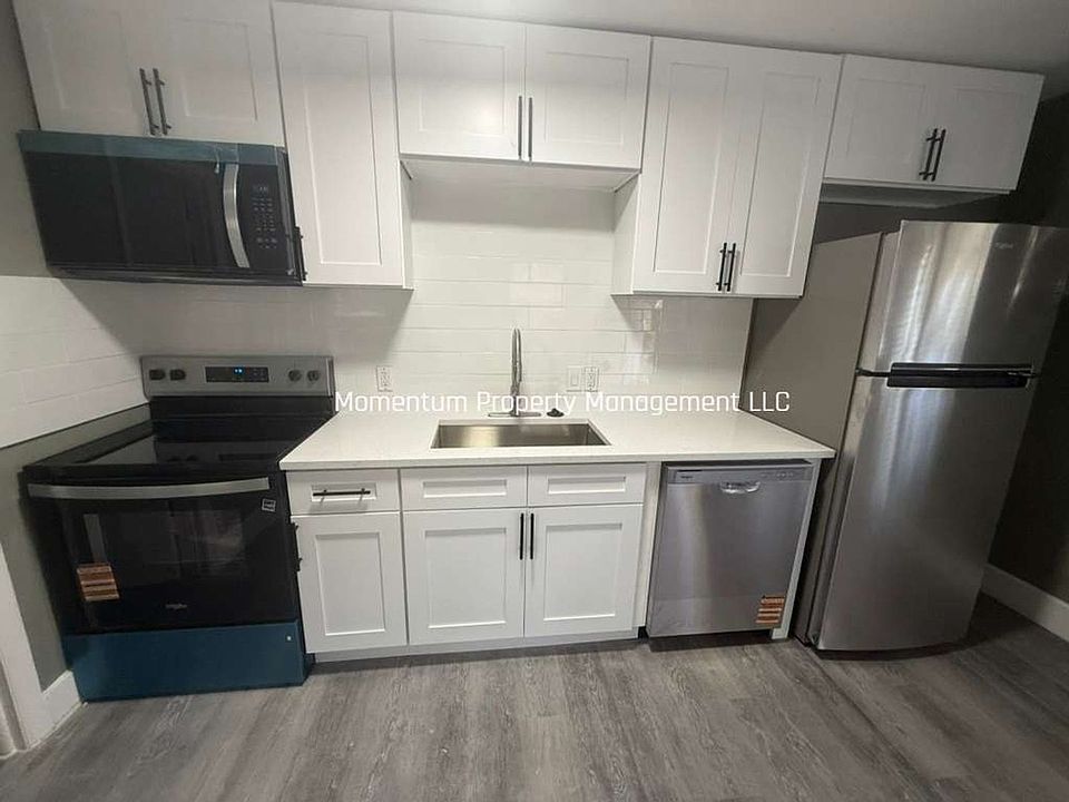 2nd image of 10106 N Lantana Ave APT A