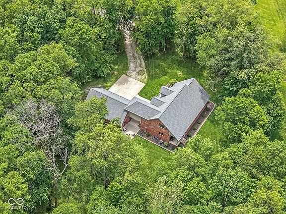 3rd image of 5599 N Brandywine Rd