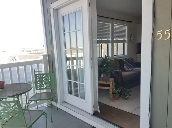 12 G Street, Hampton, NH 03842