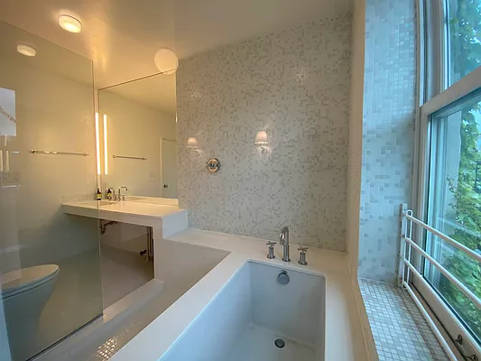 Rented by Corcoran | media 19