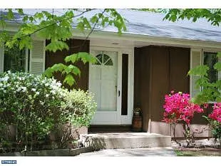 1469 Birch Ln photo 1