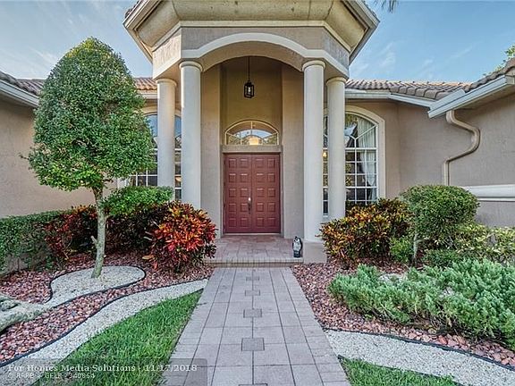 3rd image of 5528 NW 58th Ave