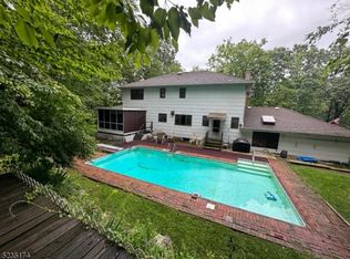 51 Old Middletown Rd, Rockaway, NJ 07866