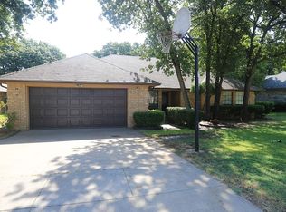 6007 Green Forest Ct, Arlington, TX 76001