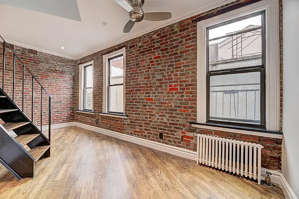 Rented by REAL New York | media 4