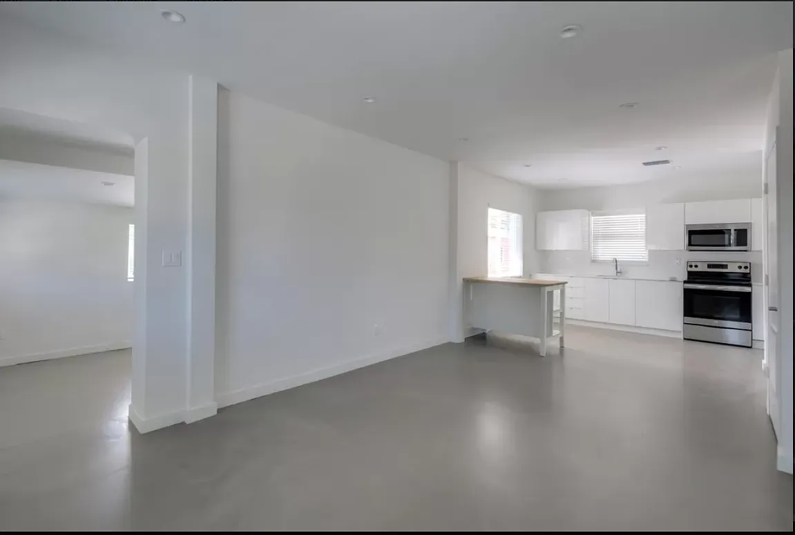 450 Northeast 62nd Street — Photo 2