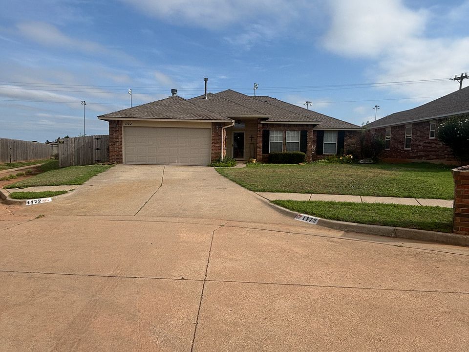 1st image of 1172 Dawn Ave