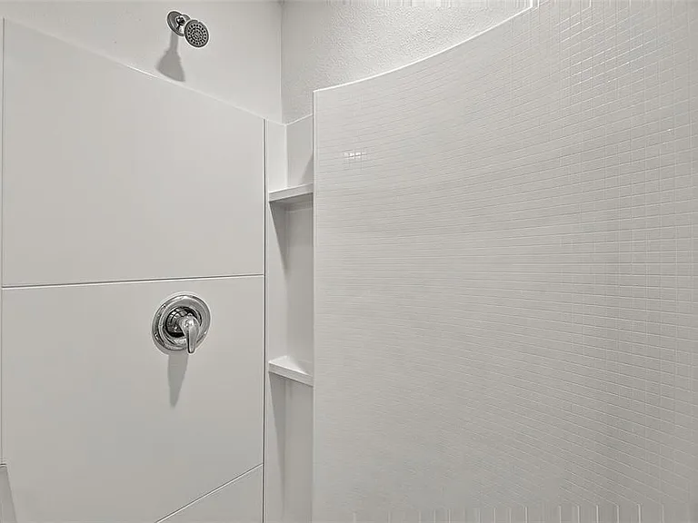 70 Pebble Beach Dr — Photo 26