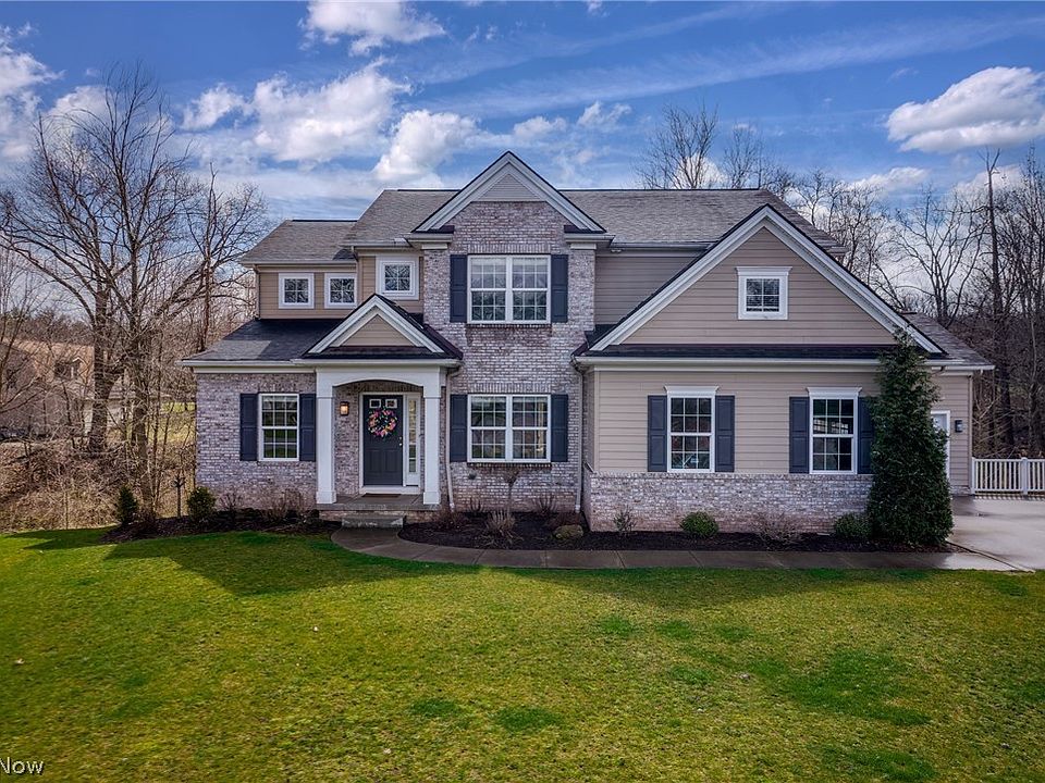 1st image of 7055 Twin Creeks Ct