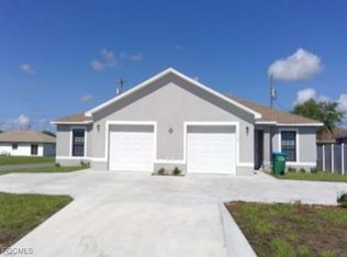 1016 NE 8th Pl, Cape Coral, FL 33909