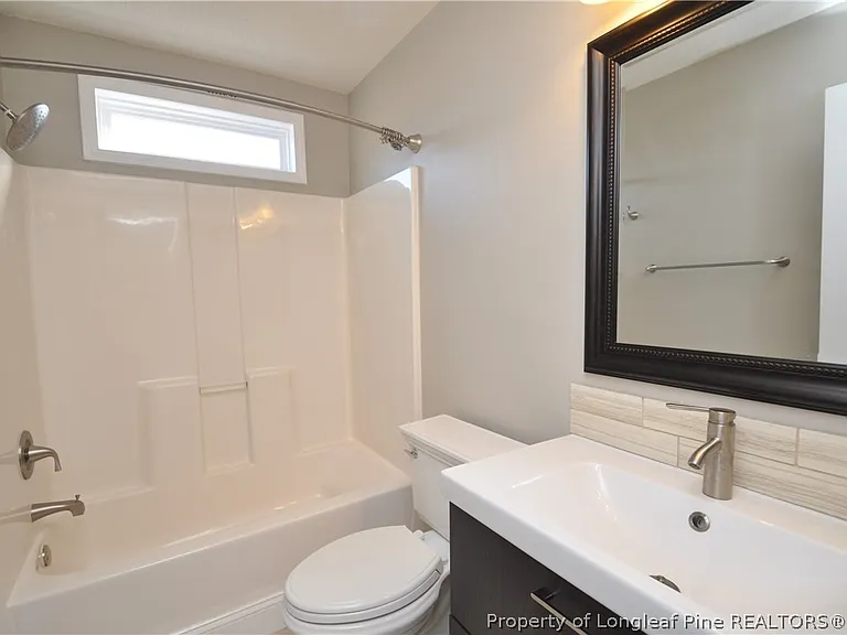 202 Thorncrest Dr — Photo 19