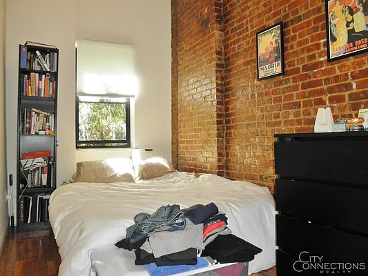 Rented by City Connections Realty | media 24