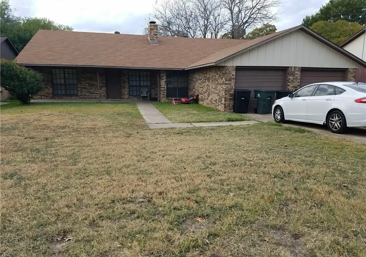 806 Concord Ave — Photo 1