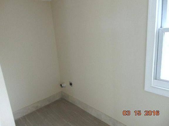 Washer/Dryer Area
