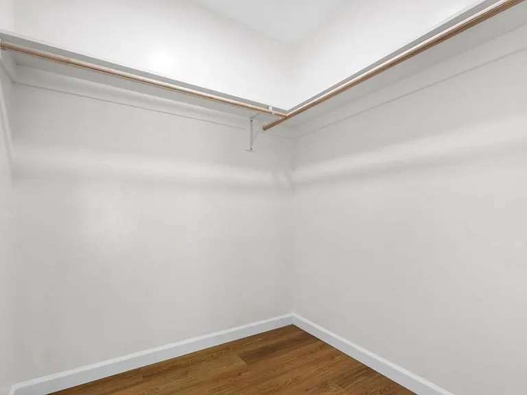 3008 Whitley Dr — Photo 11