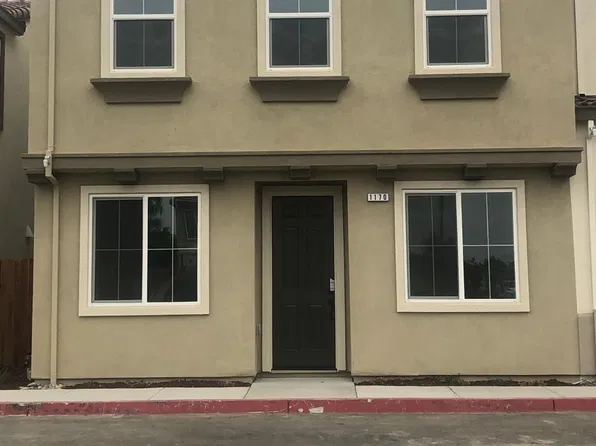 1170 Julia Cir, Hollister, CA 95023