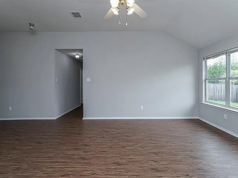 8448 Prairie Fire Dr — Photo 9