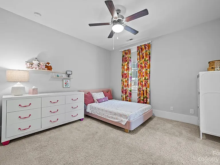 412 Eli St — Photo 19