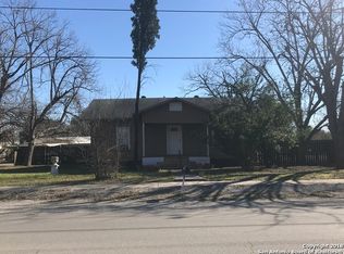 5526 Seguin Rd, Kirby, TX 78219